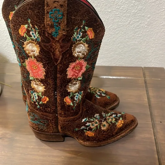 Macie Bean cowgirl boots
